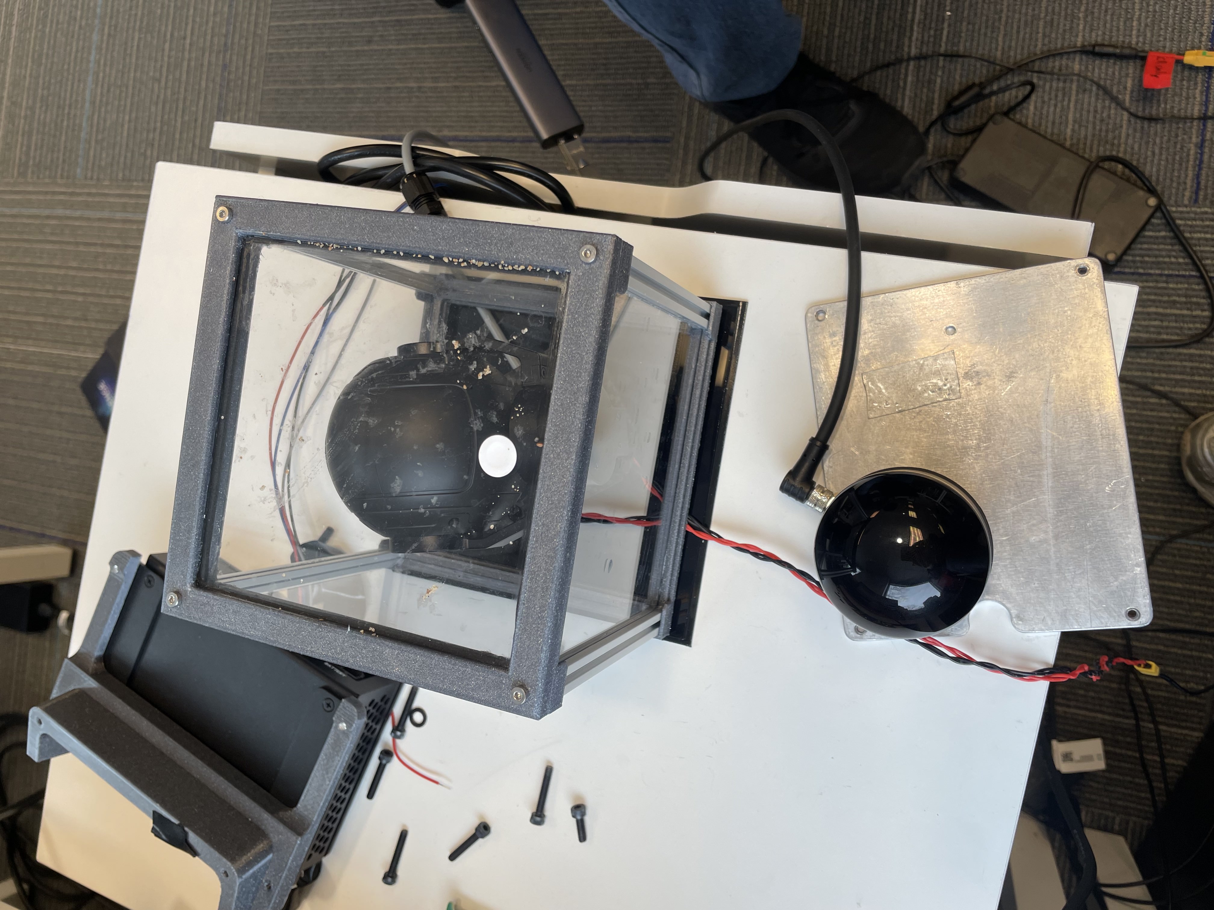 PTZ Enclosure — image 3